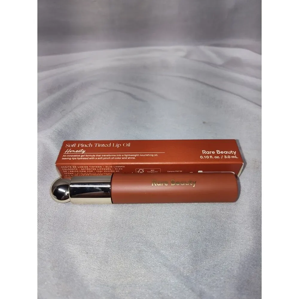 RARE BEAUTY Soft Pinch Tinted Lip Oil In HONESTY Full Size NEW BOXED
